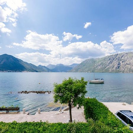 Villa Luxury Stone On The Sea With Private Pool And View Kotor Exterior photo