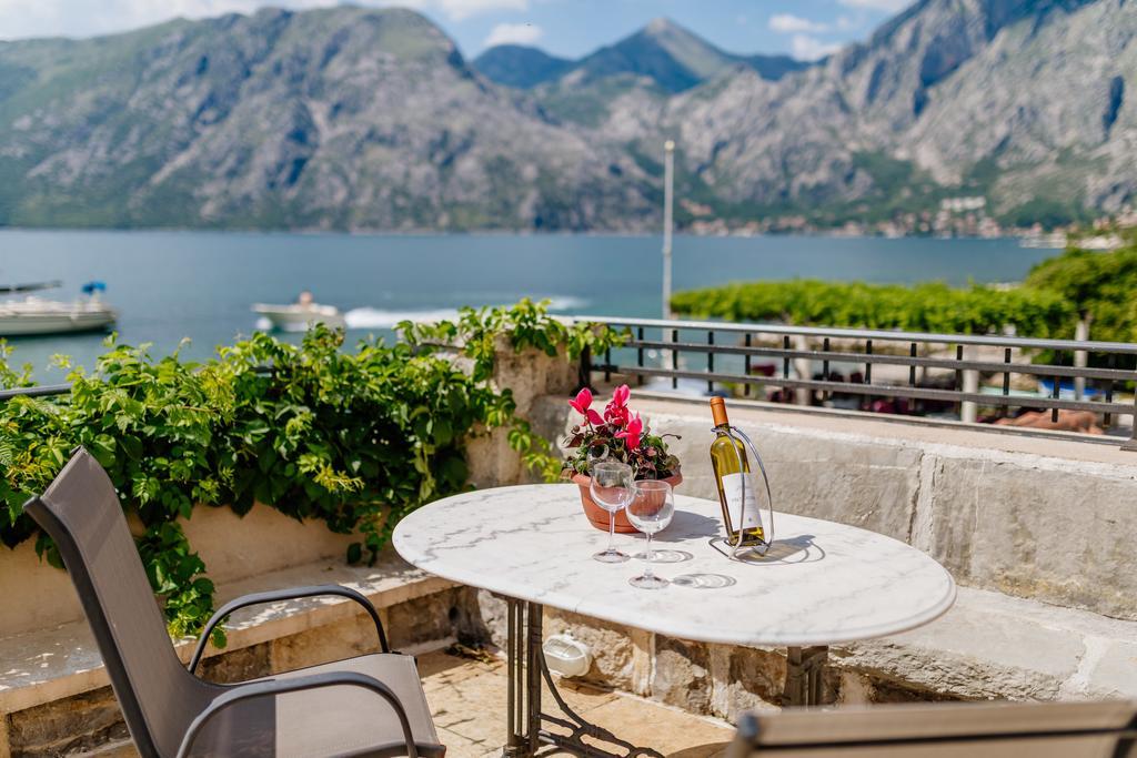 Villa Luxury Stone On The Sea With Private Pool And View Kotor Exterior photo