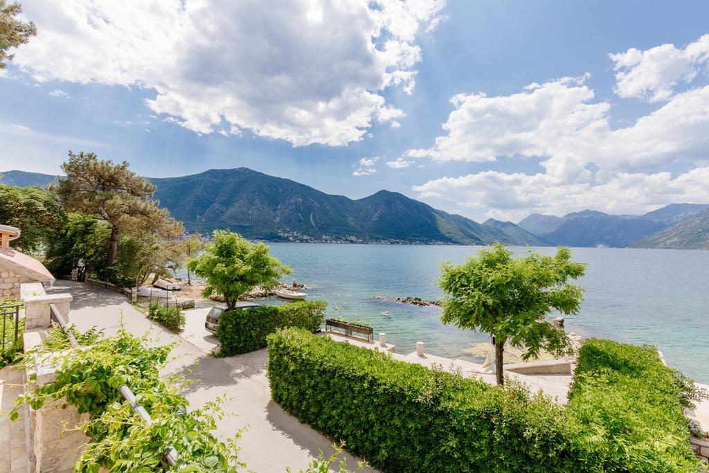 Villa Luxury Stone On The Sea With Private Pool And View Kotor Exterior photo