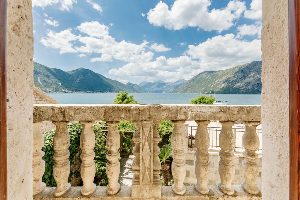 Villa Luxury Stone On The Sea With Private Pool And View Kotor Exterior photo
