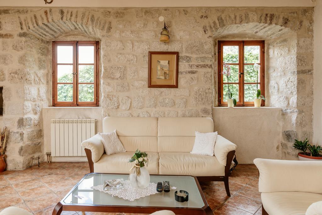 Villa Luxury Stone On The Sea With Private Pool And View Kotor Exterior photo