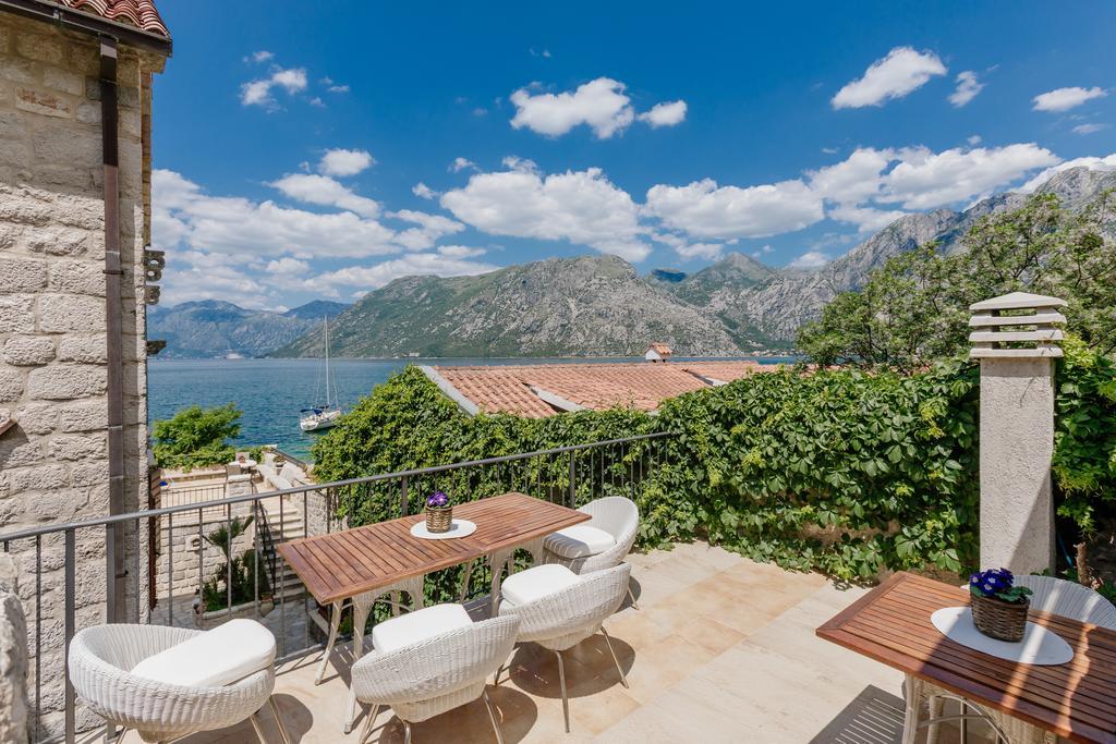 Villa Luxury Stone On The Sea With Private Pool And View Kotor Exterior photo